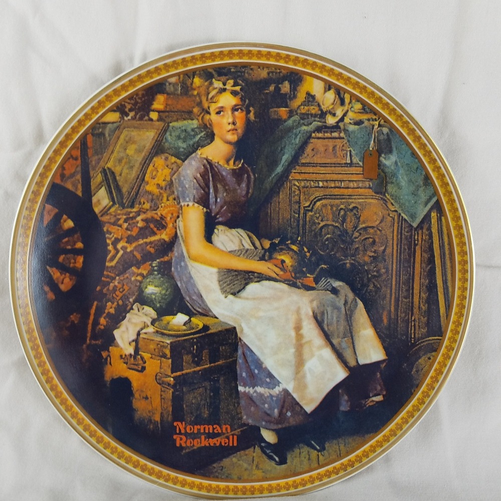 Norman Rockwell Dreaming in the Attic Plate Knowles‎ Rediscovered Women 12960R